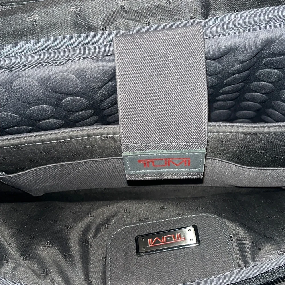 TUMI Classic Black Briefcase/computer bag